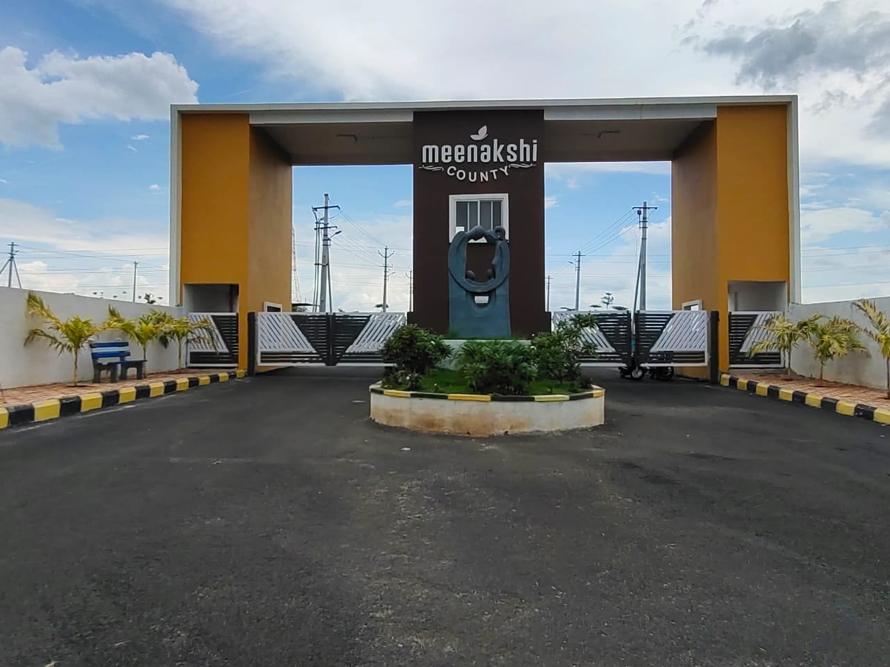 Sri Meenakshi County